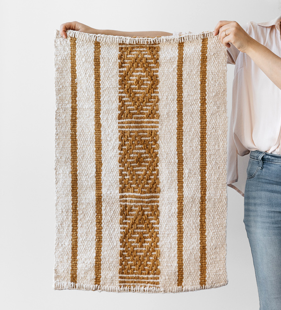 par-de-alfombras-atamisqui-rombos