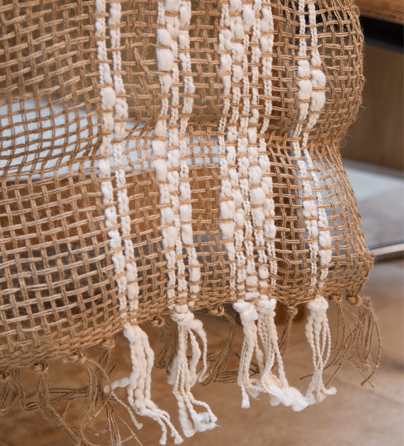 camino-tramas-con-flecos-grande