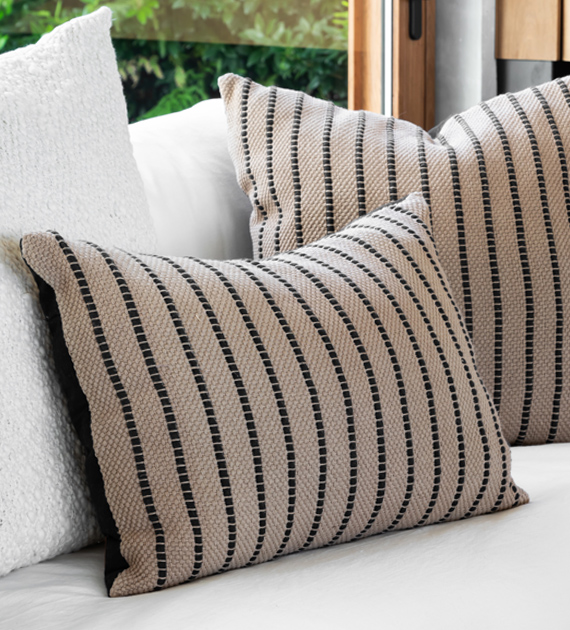 almohadon-pietro-rect-moka-mousse